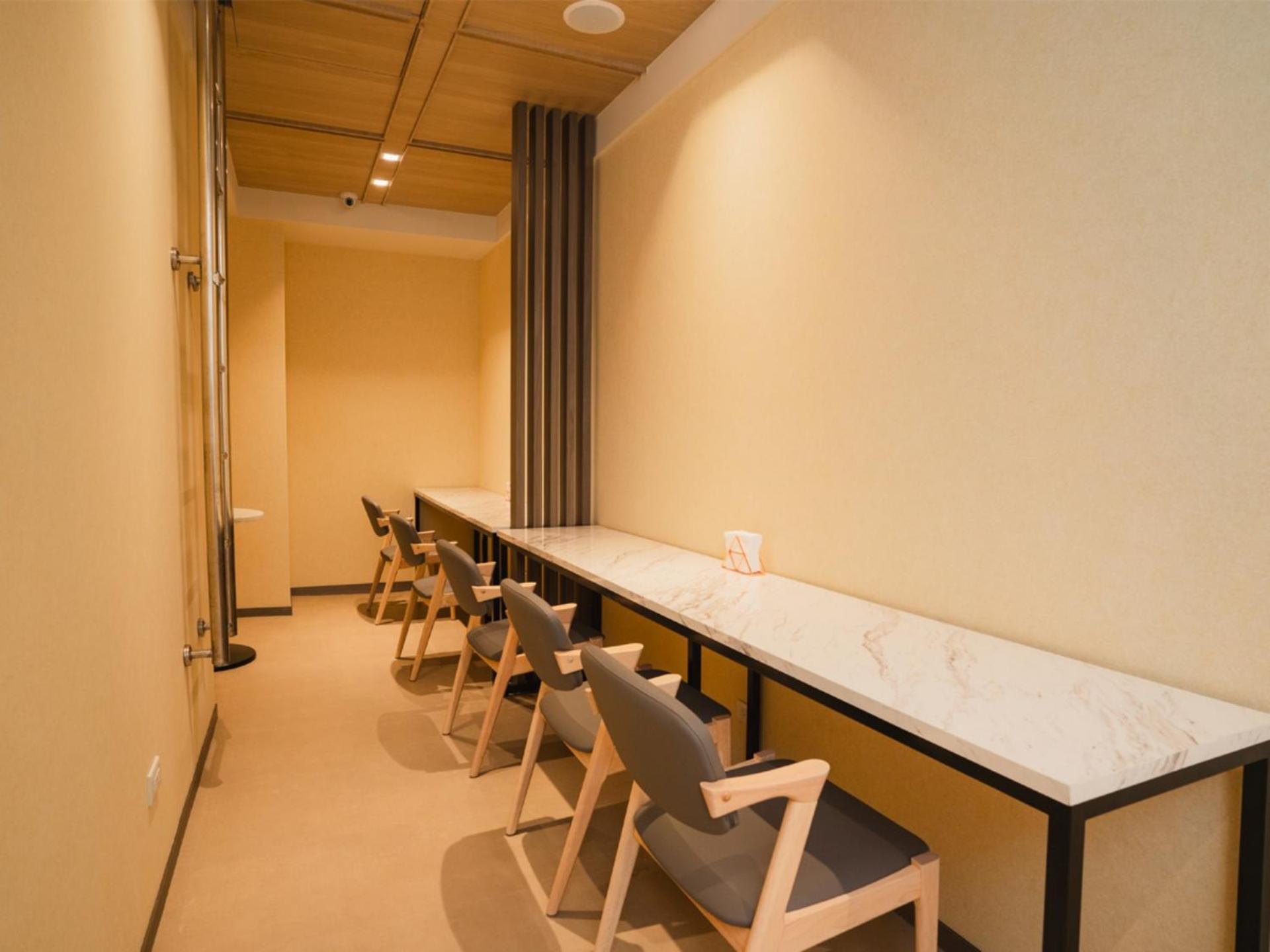 Royal Rose Hotel Zhongshan Taipei Exterior foto