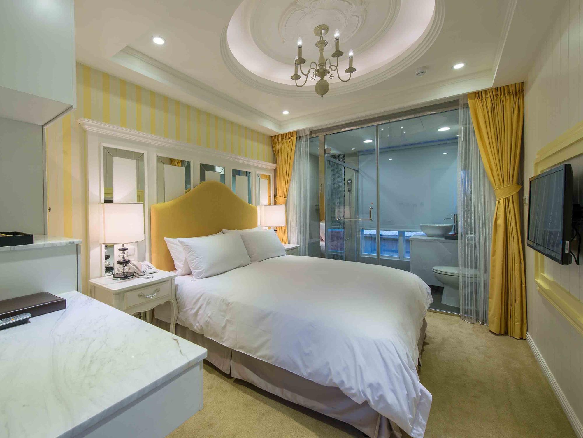 Royal Rose Hotel Zhongshan Taipei Exterior foto